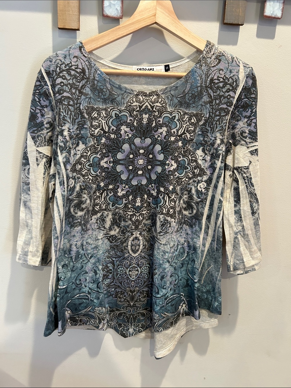 Origami Women's Blue Grey Patterned Scoop Neck Top